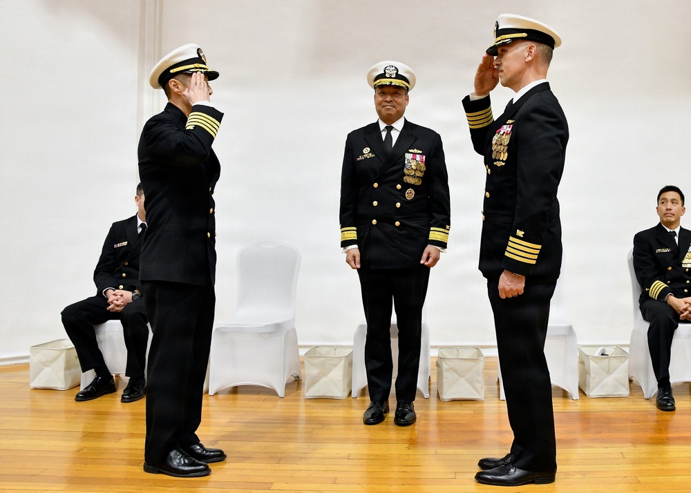 NAVSUP FLC Yokosuka Holds Change of Command Ceremony