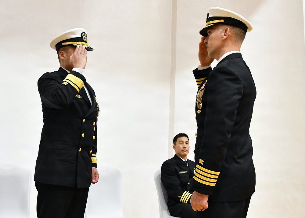 NAVSUP FLC Yokosuka Holds Change of Command Ceremony