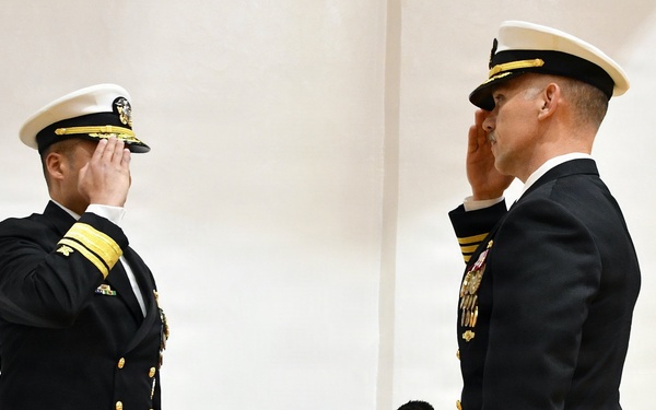 NAVSUP FLC Yokosuka Holds Change of Command Ceremony