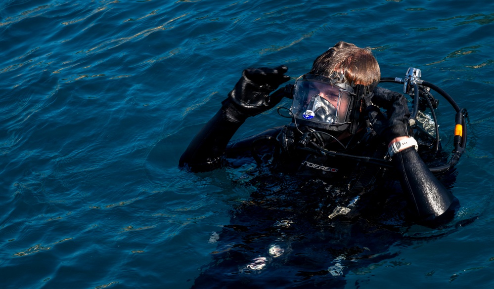 Underwater Construction Team 1 conducts bilateral diving operations in Cartagena, Spain