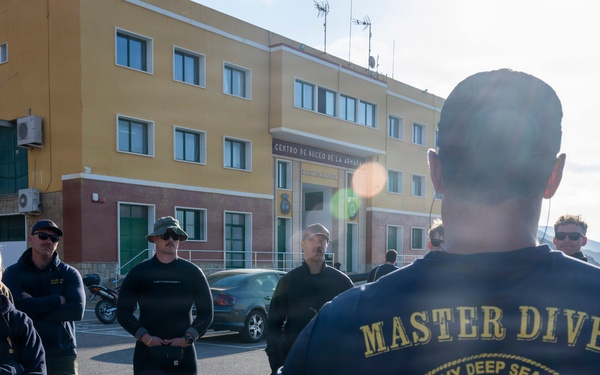 Underwater Construction Team 1 conducts bilateral diving operations in Cartagena, Spain