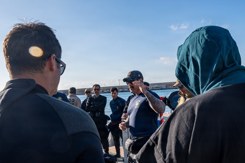 Underwater Construction Team 1 conducts bilateral diving operations in Cartagena, Spain