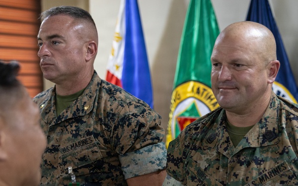 U.S. Marines with MRF-SEA Meet with NOLCOM Commanding General