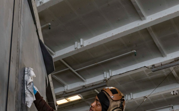 USS Abraham Lincoln Conducts Flight Operations During Operation Epic Fury