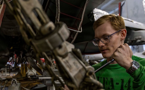 USS Abraham Lincoln Conducts Flight Operations During Operation Epic Fury