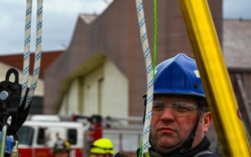 Confined space rescue training at 105 AW