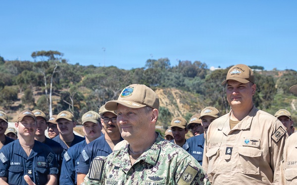 SUBPAC presents USS Greeneville with Battle Efficiency ‘E’ Award