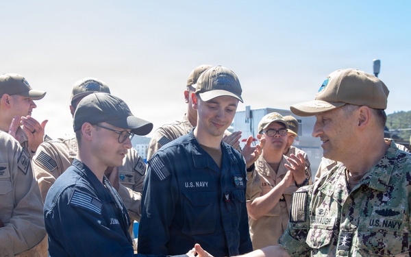 SUBPAC presents USS Greeneville with Battle Efficiency ‘E’ Award