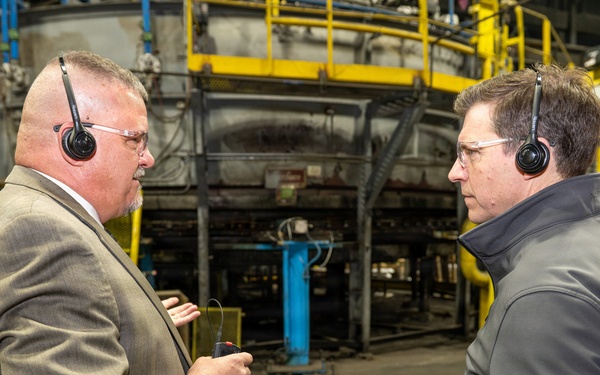 Under Sec of Army tours Scranton Army Ammunition Plant