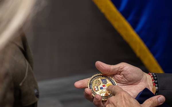 SOUTHCOM Commander meets with Panama government officials