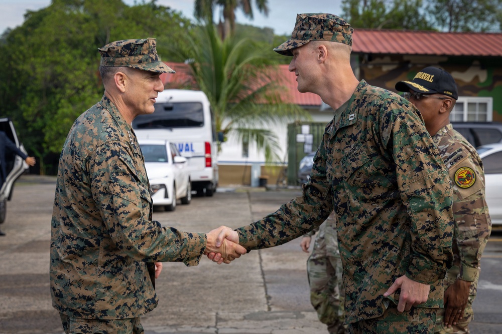 SOUTHCOM Commander Visits Panama to Strengthen Regional Partnerships