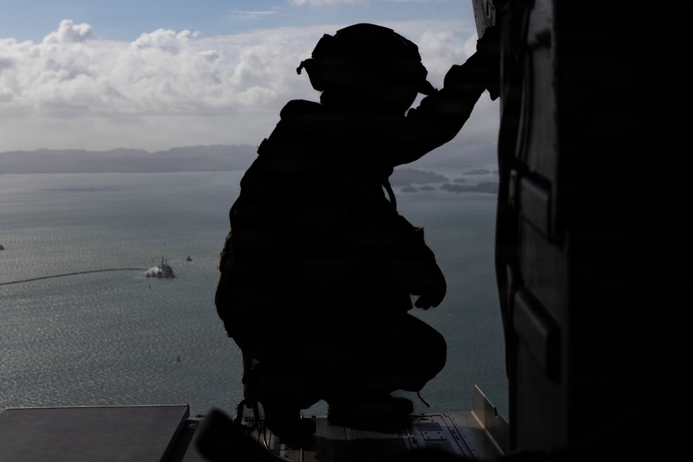 SOUTHCOM Commander meets with Panama government officials