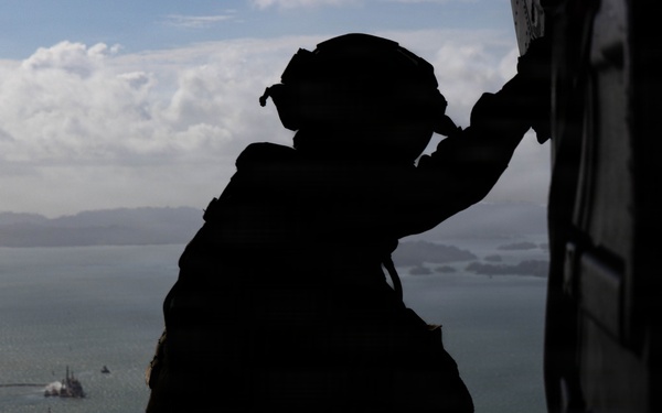 SOUTHCOM Commander meets with Panama government officials