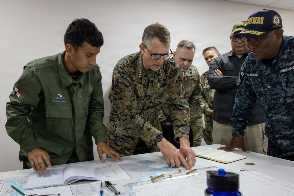 SOUTHCOM Commander Visits Panama to Strengthen Regional Partnerships