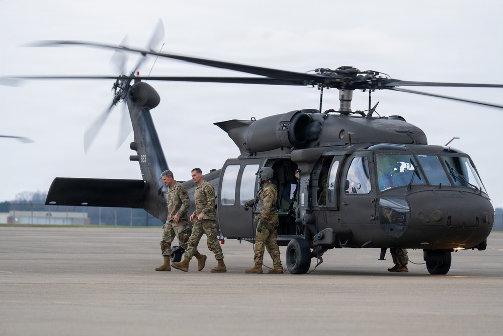 Chief of the National Guard Bureau visits 181st Intelligence Wing