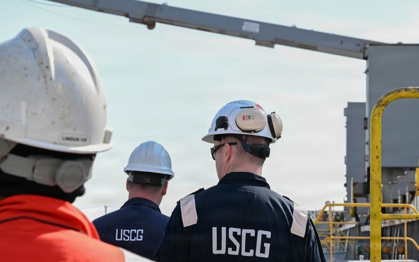 Coast Guard conducts commercial vessel inspection