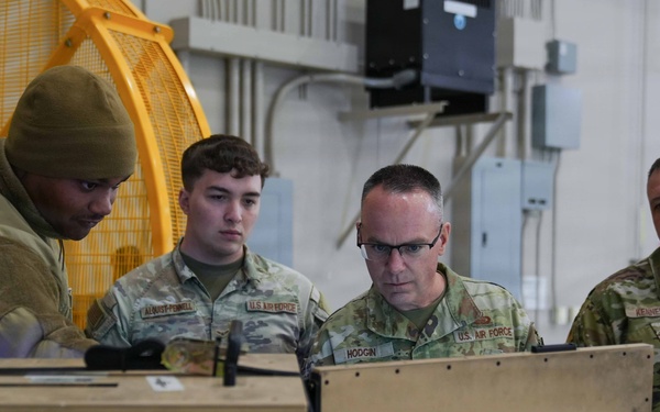 AFRL Command Chief explores 25th AMXS technology