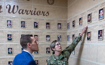 The Principal Cyber Advisor to the Secretary of the Army visits NETCOM to review global network, cyber operations and readiness