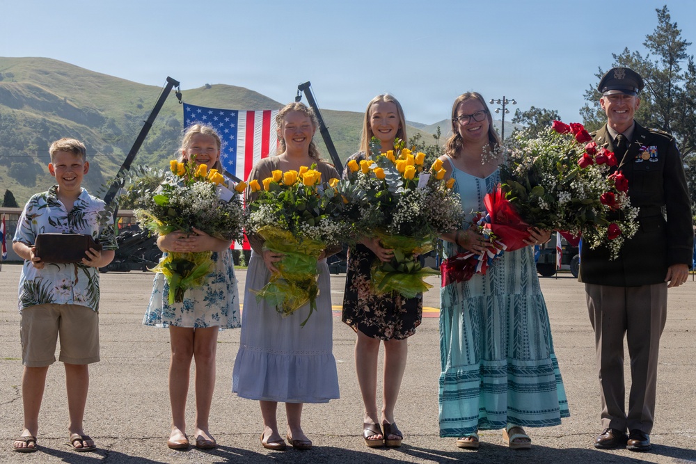1st MARDIV holds retirement ceremony for U.S. Army Maj. Schlaf