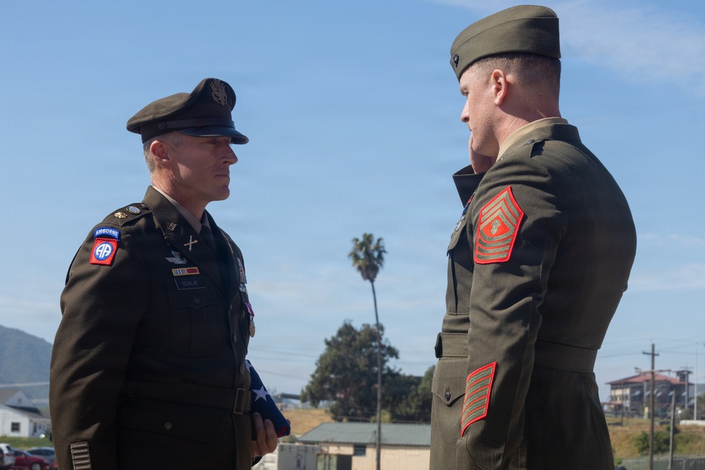 1st MARDIV holds retirement ceremony for U.S. Army Maj. Schlaf