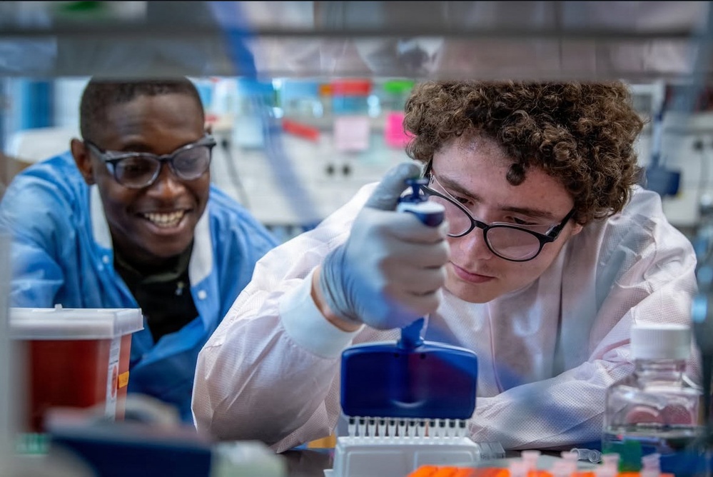 WRAIR’s Bridge-Research and Mentorship Program supports students in STEM