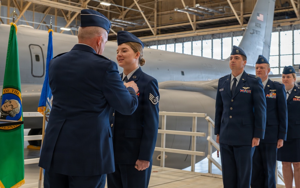 Fairchild AFB Airmen receive high honors for combat heroism