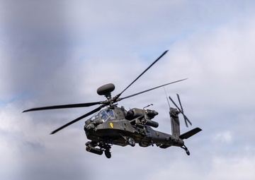 Air Cavalry tests new methods for rapid refueling during aerial gunnery