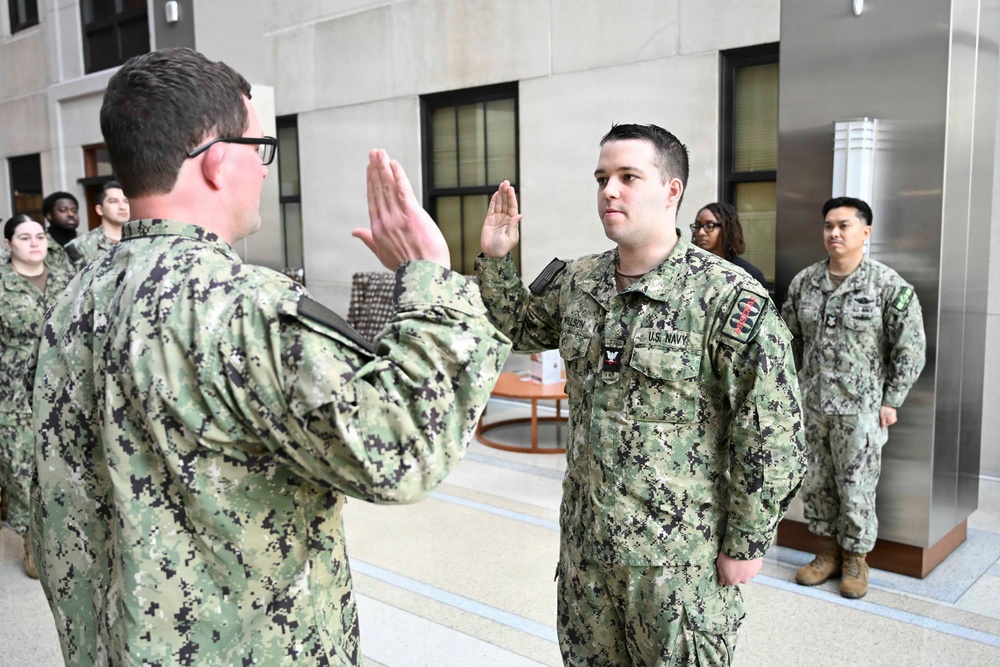 RS3 Ghavan Willson Reenlists at NMRTC Bethesda