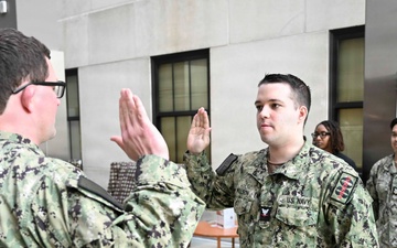 RS3 Ghavan Willson Reenlists at NMRTC Bethesda