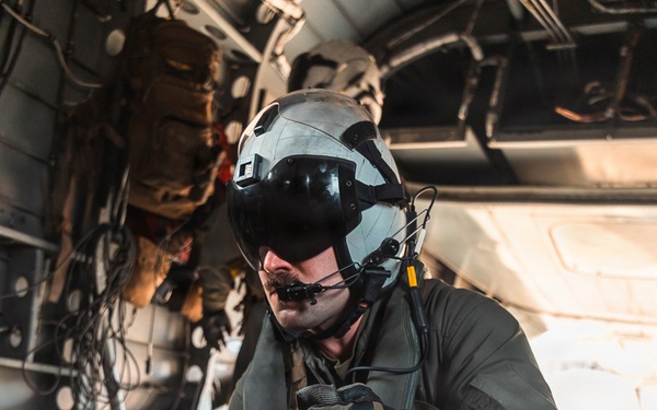 12th LCT Marines insert via CH-53E Super Stallions during air assault