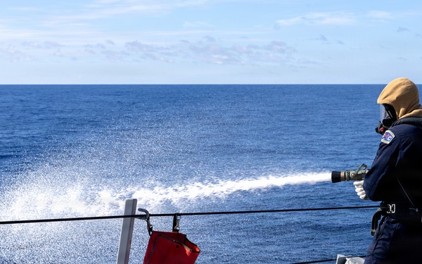 USS Arleigh Burke (DDG 51) Damage Control Drill