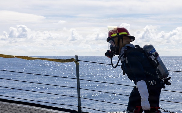 USS Arleigh Burke (DDG 51) Damage Control Drill
