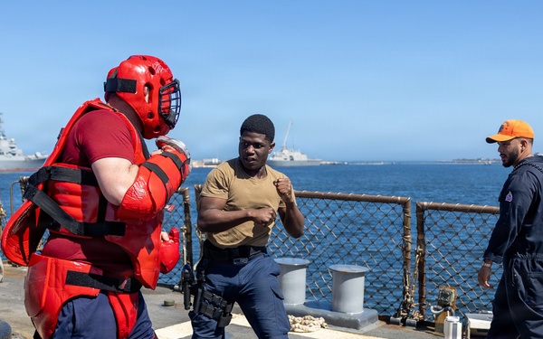 USS Arleigh Burke (DDG 51) Sailors Complete SRF-B