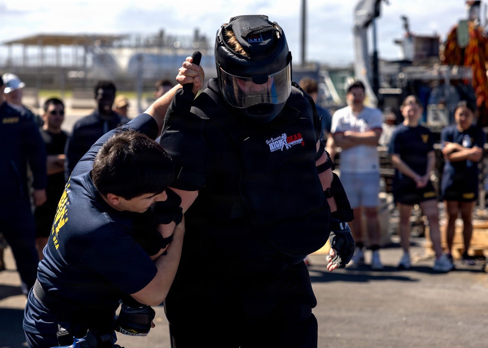 USS Arleigh Burke (DDG 51) Sailors Complete SRF-B