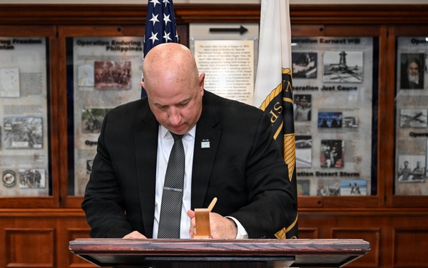 USSOCOM hosts senior advisor to the Secretary of War for strategy