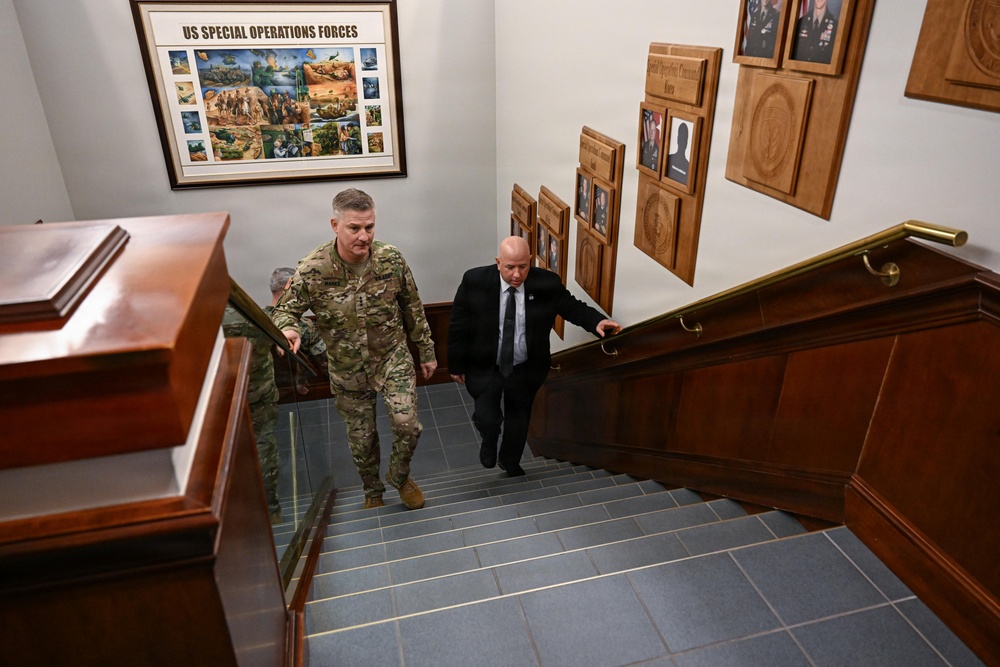 USSOCOM hosts senior advisor to the Secretary of War for strategy