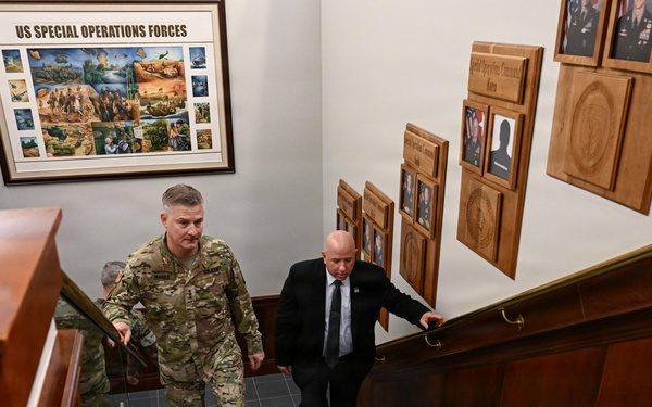 USSOCOM hosts senior advisor to the Secretary of War for strategy
