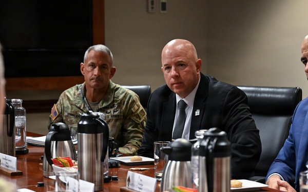 USSOCOM hosts senior advisor to the Secretary of War for strategy