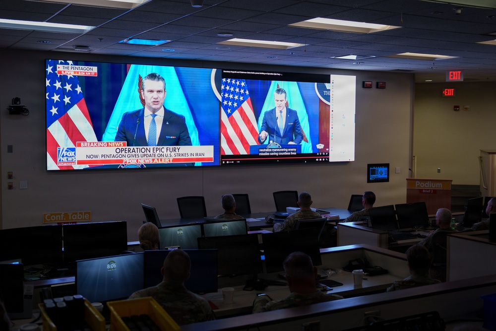 Nordhaus, Raines visits Indiana National Guard