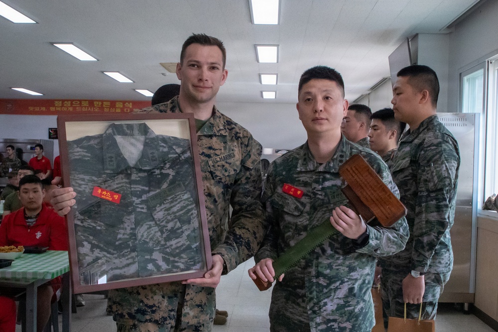 KMEP 26.1: Bilateral Sports Day and Gift Exchange