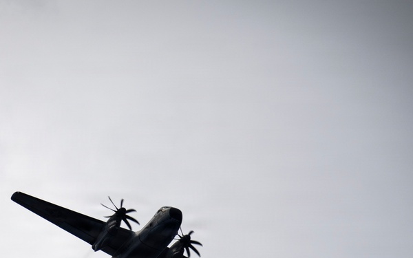 VRC-40 Flight Operations