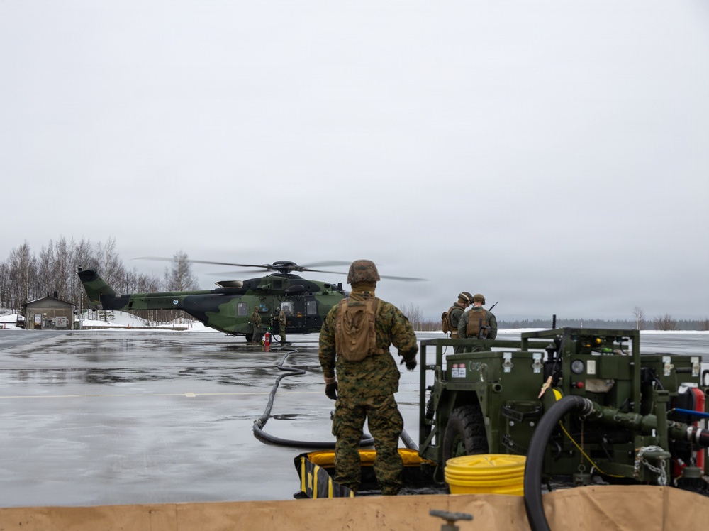 CORE26 |Finnish Air Force, U.S. Marines Join Together to Fuel Aircraft in the Arctic