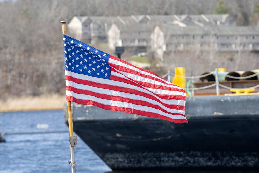 PNSY Undocks USS Albany (SSN 753)