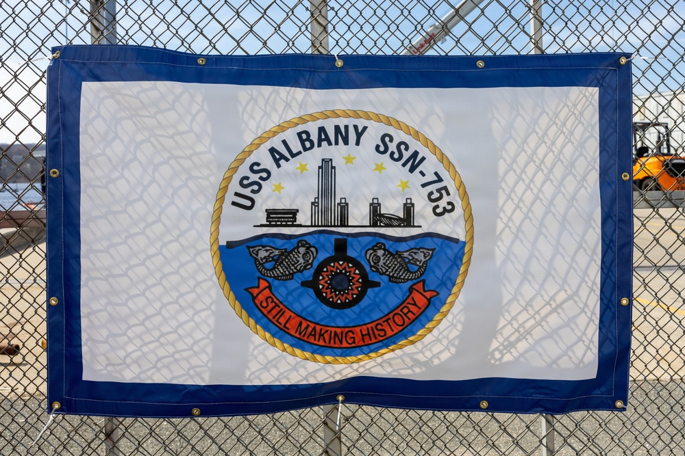 PNSY Undocks USS Albany (SSN 753)