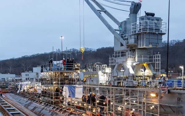 PNSY Undocks USS Albany (SSN 753)
