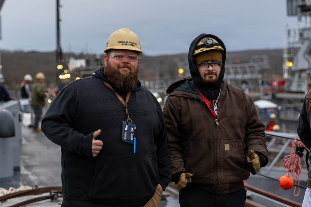 PNSY Undocks USS Albany (SSN 753)