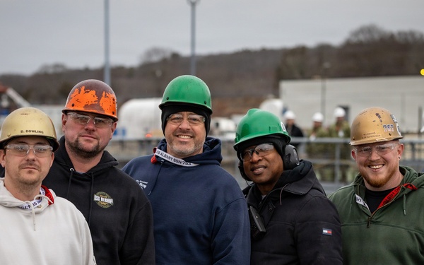 PNSY Undocks USS Albany (SSN 753)