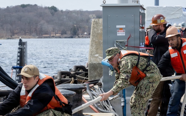 PNSY Undocks USS Albany (SSN 753)