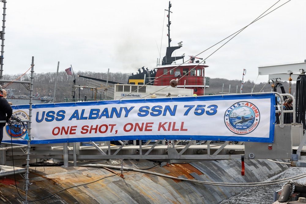 PNSY Undocks USS Albany (SSN 753)