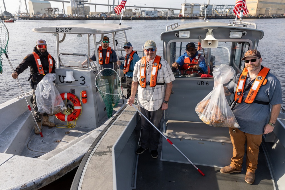 Barge Maintenance and Environmental Workboat Crew (Code 900F.44) Keeps Norfolk Naval Shipyard’s Mission Afloat